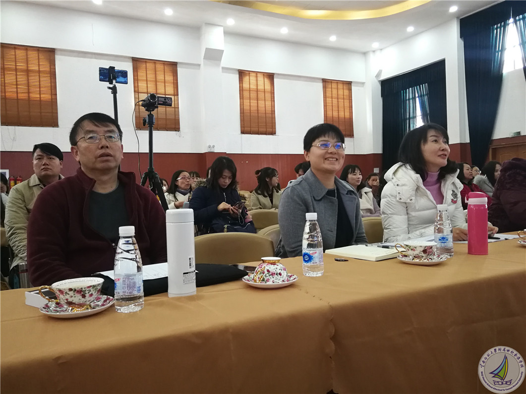 他山之石可以攻玉张伟阳基地受邀参加昆明市小学英语教研活动