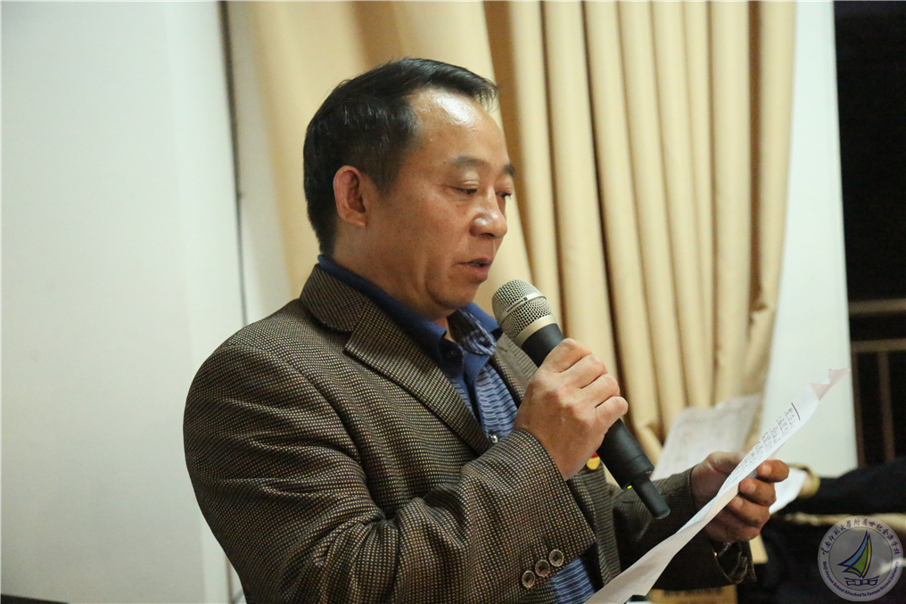 5-5 家长代表朗读.jpg