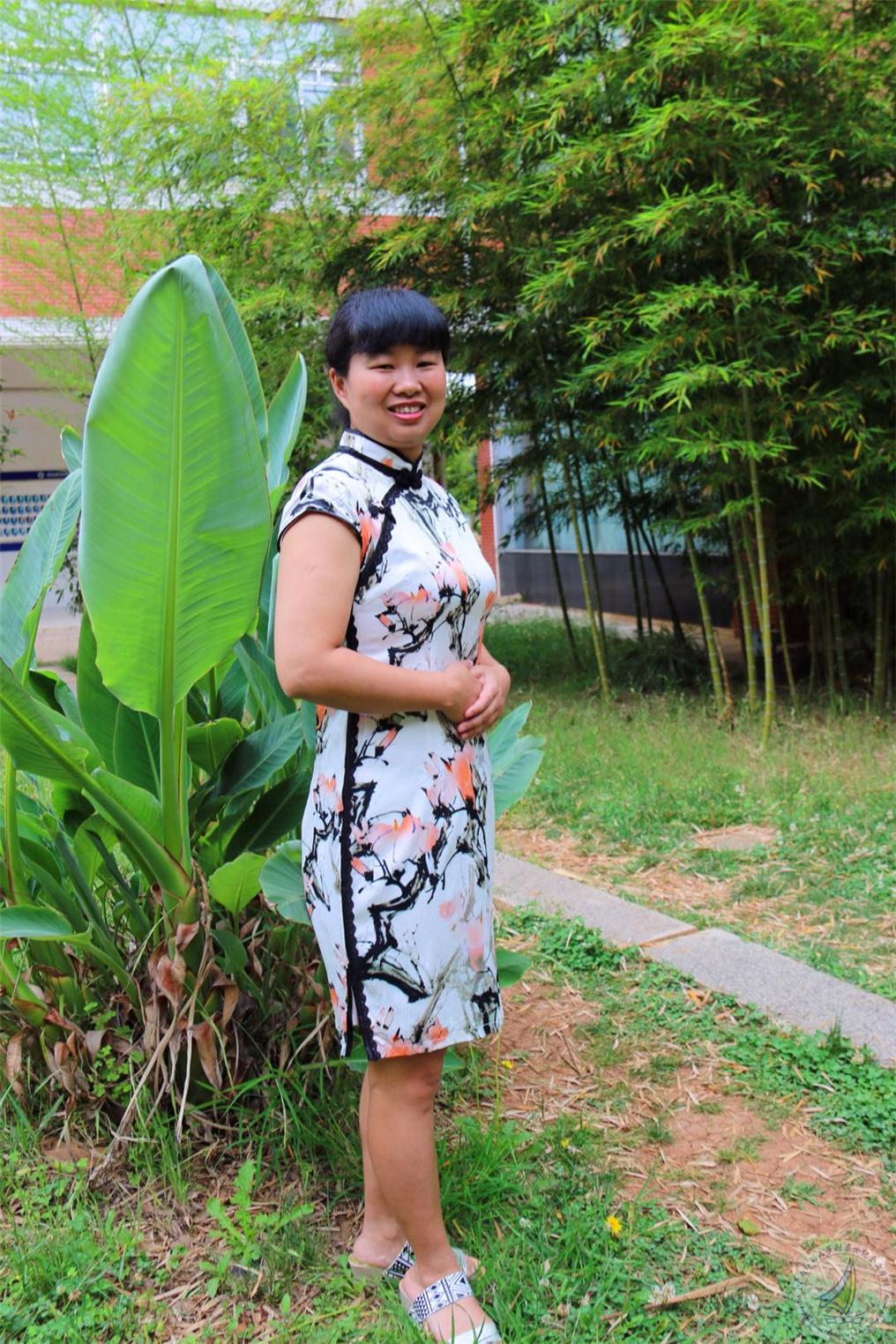 张丽芬（初三）.jpg