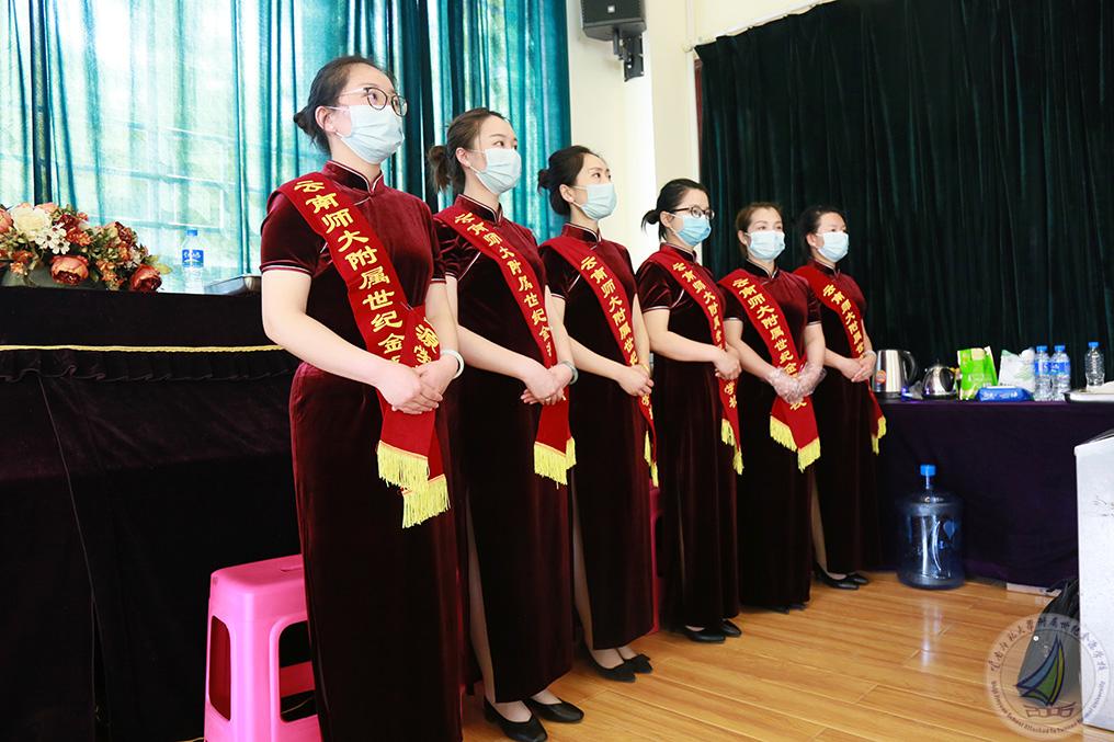 1617107329775086344.jpg 37.jpg