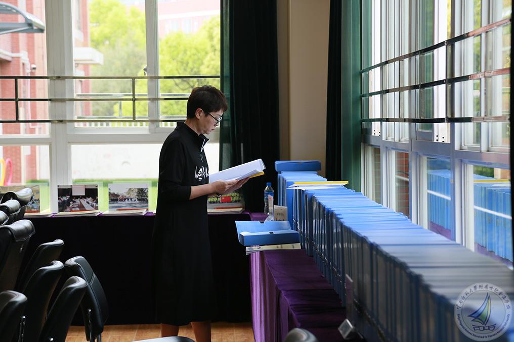 1617107386837067232.jpg 42.jpg