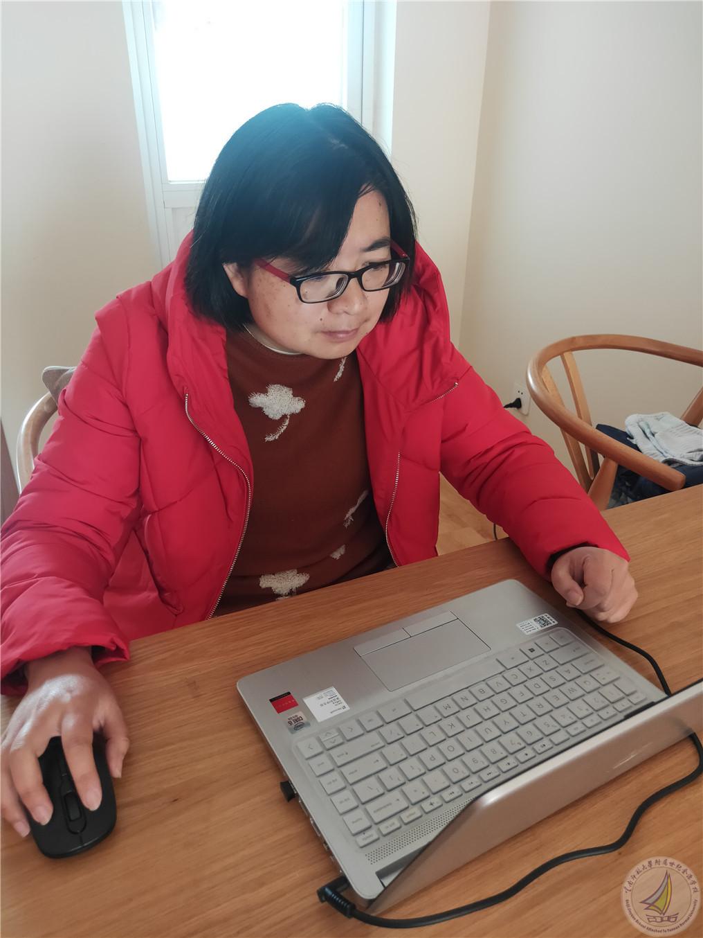 3号照片田蕾.jpg