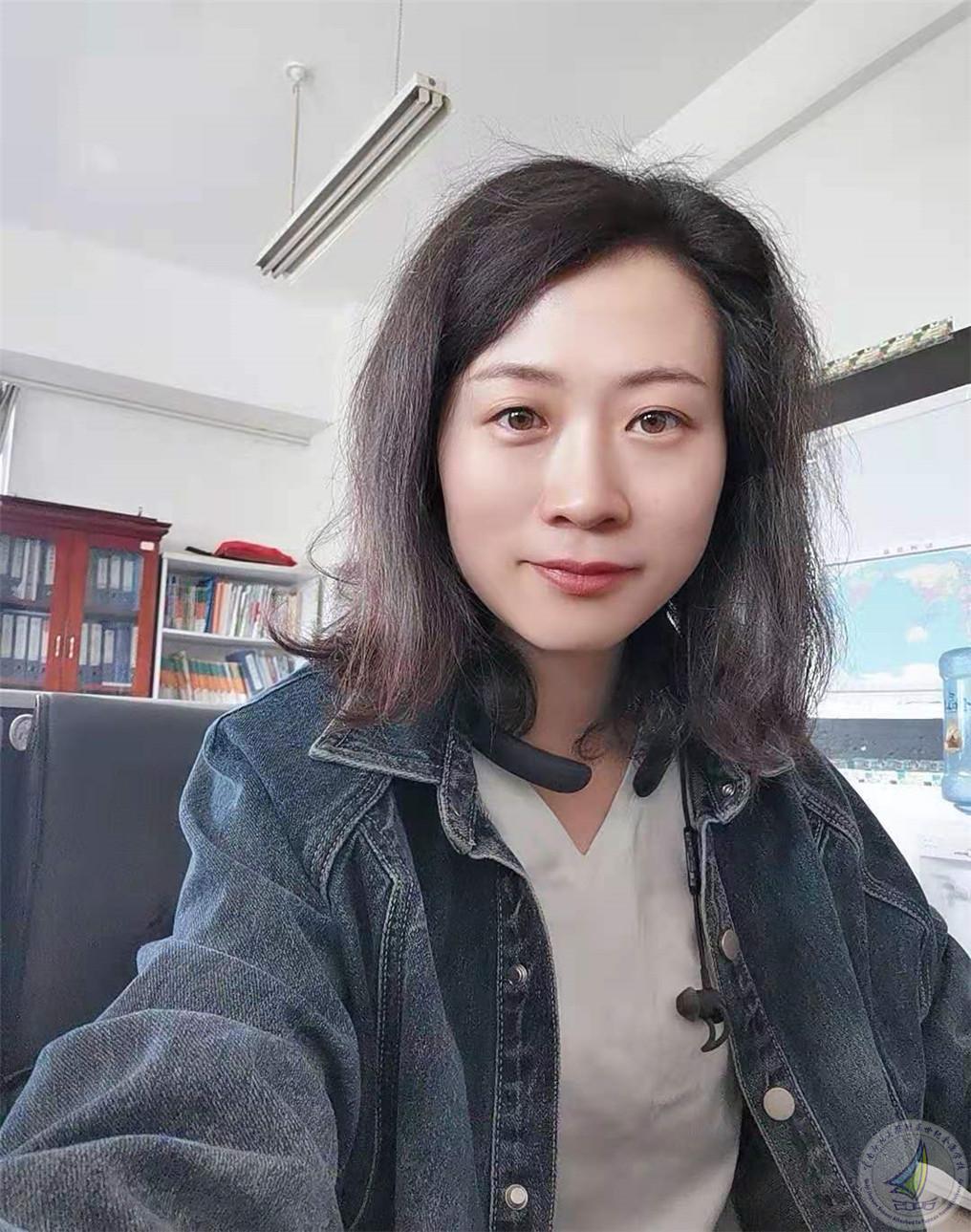 10号照片张莉苹.jpg