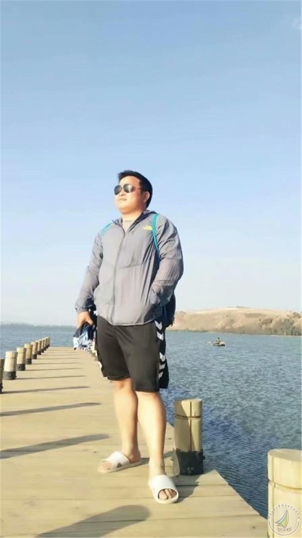 12号照片刘世松.jpg