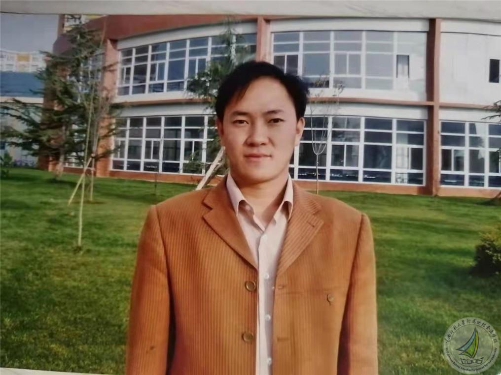 7号照片王杰.jpg