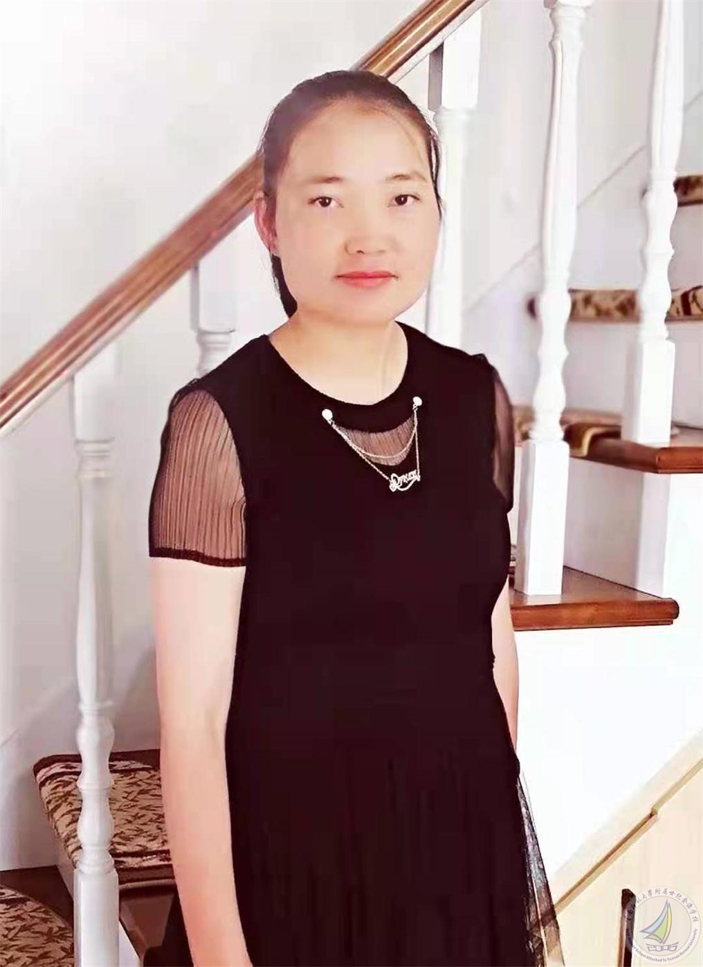 6班李俊芳.jpg