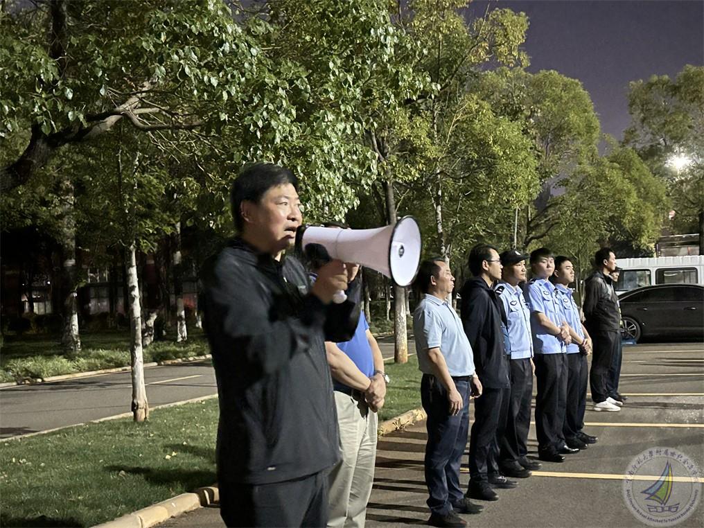 1727078599139087611.jpg 8.jpg