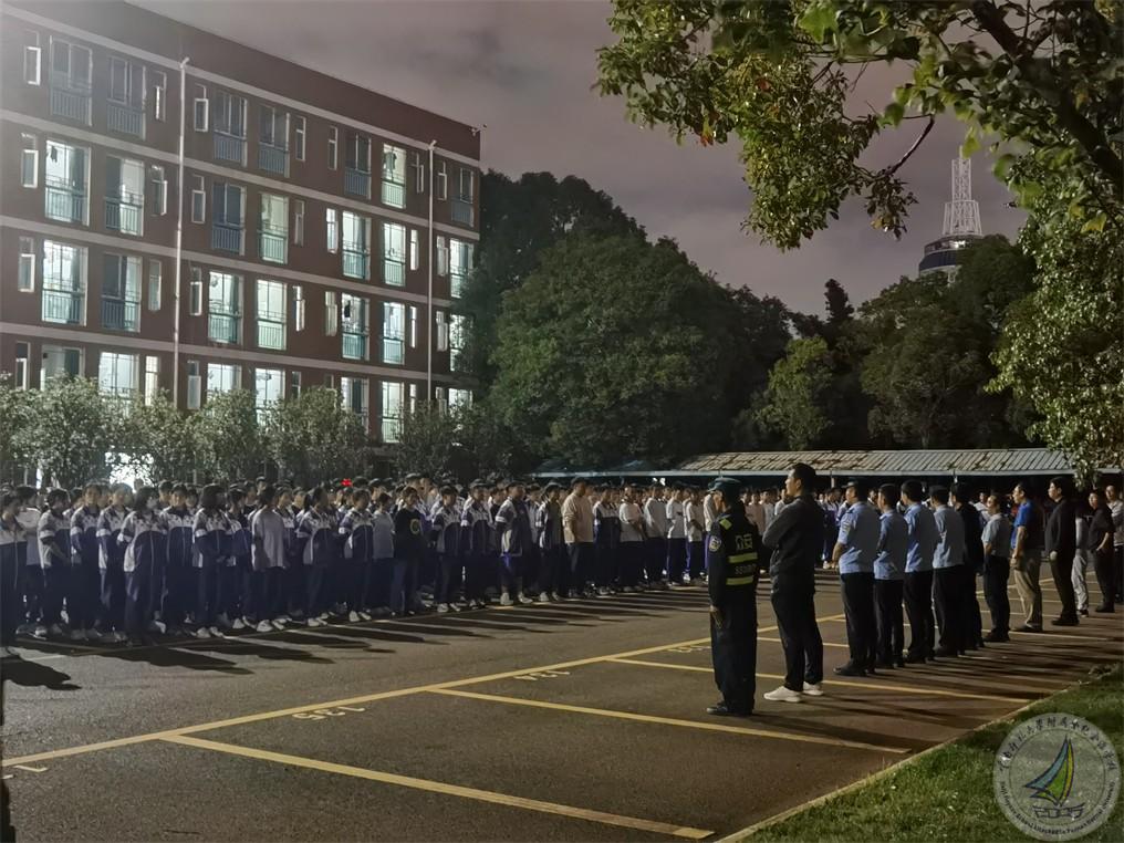 1727078633060074375.jpg 11.jpg