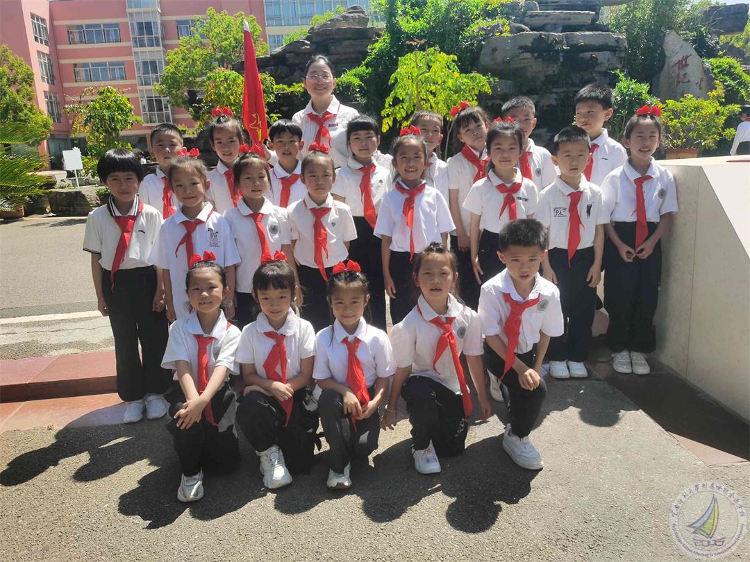 1779878081512088547.jpg 9班-6.jpg