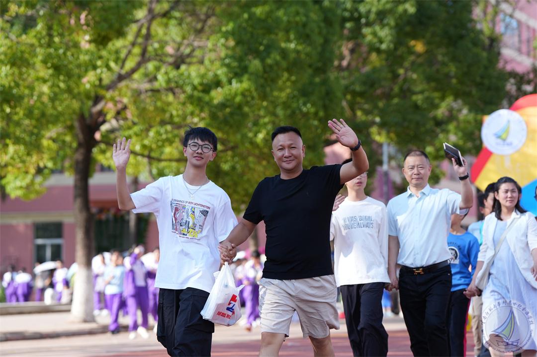 1780484345166085295.jpg 活力少年1.jpg